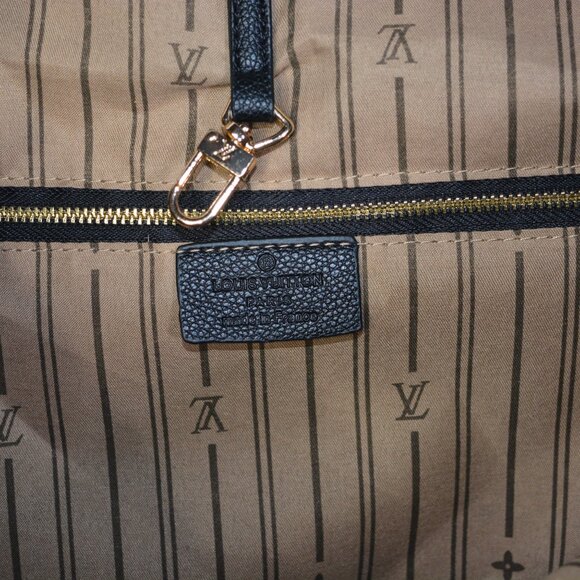 Louis Vuitton Pochette Métis Purse - Picture 4 of 4